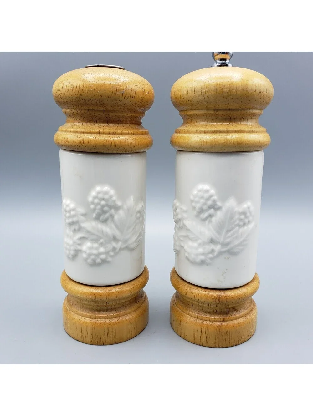 Mr. Dudley Salt & Pepper Shakers Grinder Wood & Ceramic Berries Leaves Embossed